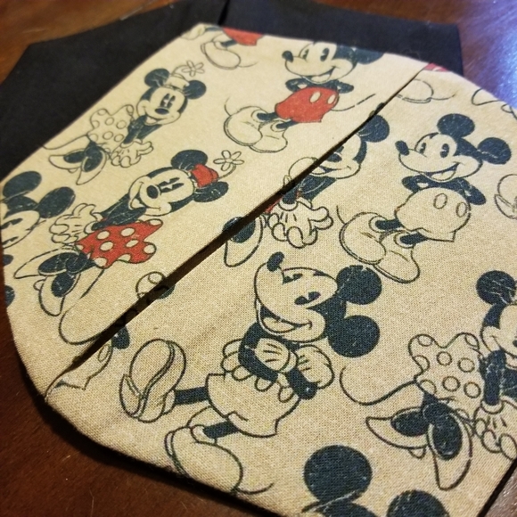 Womens Mickey & Minnie Mouse Cotton Facemask - Picture 2 of 3